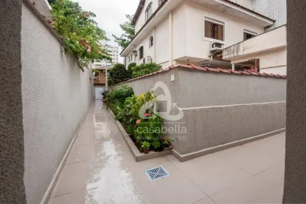 Casa com 2 Quartos para alugar, 70m² no Ponta da Praia, Santos