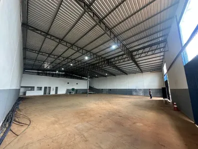 Galpão/Depósito/Armazém para alugar, 720m² no Parque Alvorada I, Luziânia