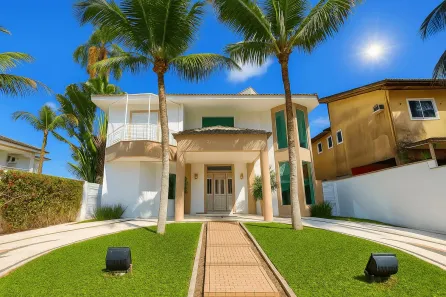 Casa com 5 Quartos à venda, 374m² no Jardim Acapulco, Guarujá