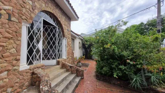 Casa com 4 Quartos para venda ou aluguel, 385m² no Jardim Vergueiro, Sorocaba