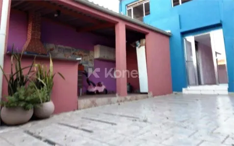 Sobrado com 4 Quartos à venda, 357m² no Parque Ramos Freitas, São Paulo