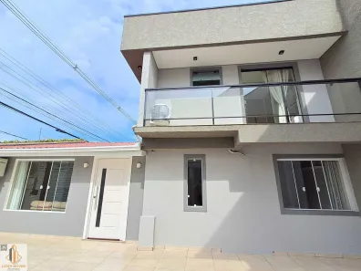 Sobrado com 3 Quartos à venda, 130m² no Campo Comprido, Curitiba