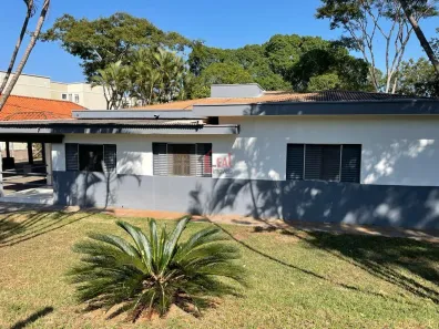 Casa com 8 Quartos para alugar, 415m² no Jardim América, Presidente Prudente