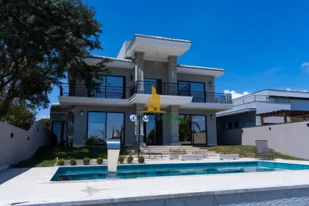 Sobrado com 4 Quartos à venda, 220m² no Riviera de Santa Cristina XIII, Paranapanema
