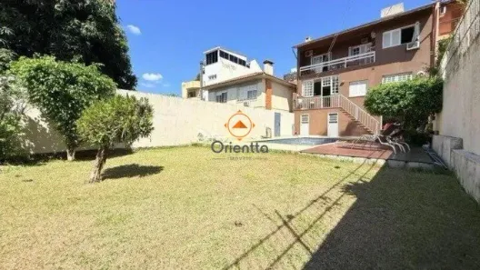 Casa com 4 Quartos à venda, 278m² no Chácara das Pedras, Porto Alegre