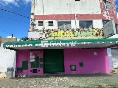 Ponto Comercial para alugar, 55m² no Santo Expedito, Montes Claros