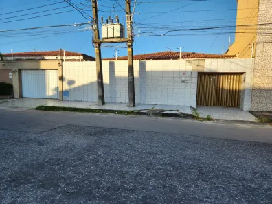 Casa com 4 Quartos à venda, 183m² no Parquelândia, Fortaleza