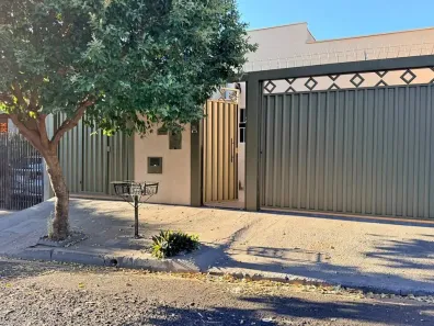 Casa com 3 Quartos à venda, 200m² no Jardim Arroyo, São José do Rio Preto