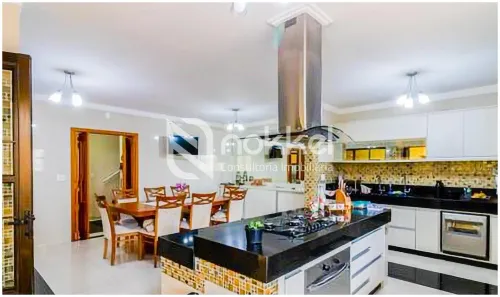 Casa com 3 Quartos à venda, 400m² no Bosque da Saúde, São Paulo