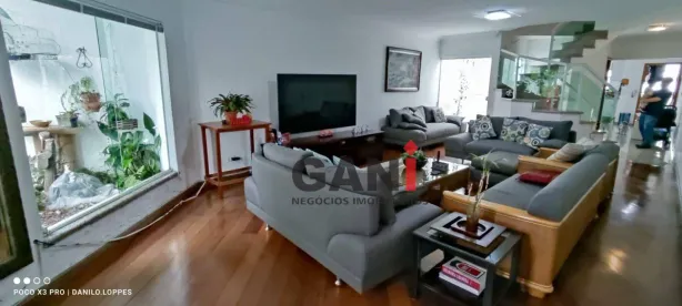 Sobrado com 4 Quartos à venda, 289m² no Vila Gilda, Santo André