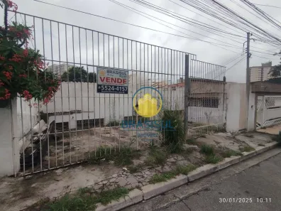 Lote/Terreno à venda, 300m² no Parque Maria Helena, São Paulo