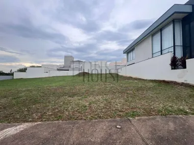 Lote/Terreno à venda, 300m² no Jardim Residencial Chácara Ondina, Sorocaba