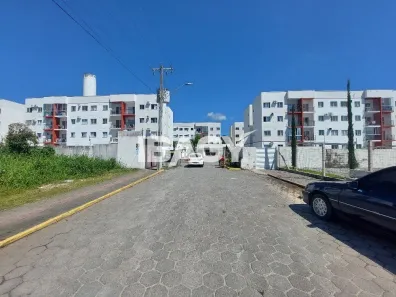 Apartamento com 2 Quartos para alugar, 52m² no Aririú, Palhoça