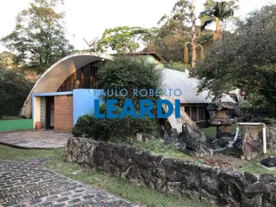 Casa com 4 Quartos para venda ou aluguel, 253m² no Chácara Eliana, Cotia