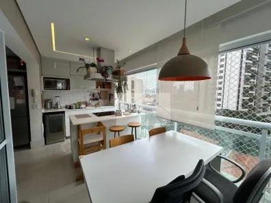 Apartamento com 2 Quartos para alugar, 72m² no Jardim das Acácias, São Paulo