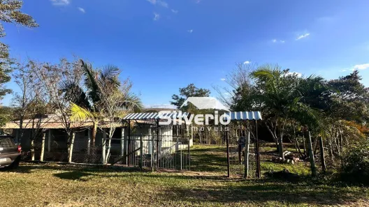 Fazenda/Sítio com 4 Quartos à venda, 200m² no Jardim Majestic, São José dos Campos