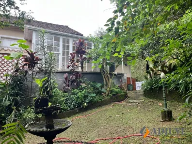 Casa com 3 Quartos à venda, 956m² no Centro, Petrópolis