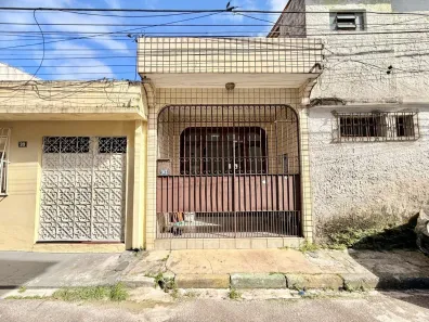 Casa com 2 Quartos à venda, 100m² no Marco, Belém