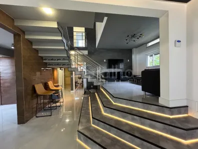 Casa com 4 Quartos à venda, 237m² no Jurerê, Florianópolis