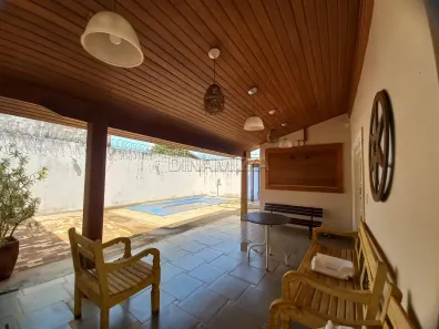 Casa com 5 Quartos à venda, 310m² no Jardim do Lago, Uberaba