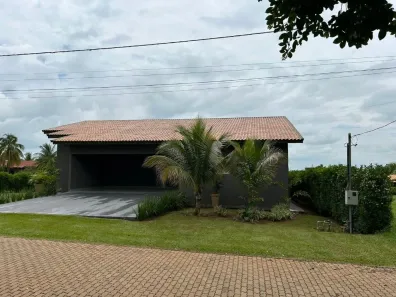 Fazenda/Sítio com 3 Quartos à venda, 250m² no Fronteira, Fronteira
