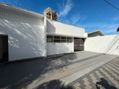 Casa com 4 Quartos à venda, 239m² no Centro, Americana