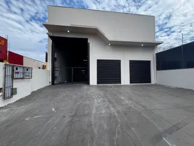 Galpão/Depósito/Armazém para alugar, 343m² no Jardim Alvorada, Maringá