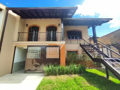 Casa com 3 Quartos para alugar, 255m² no Vila Bom Princípio, Cachoeirinha