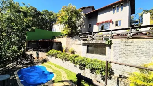 Casa com 5 Quartos à venda, 316m² no Itaipava, Petrópolis