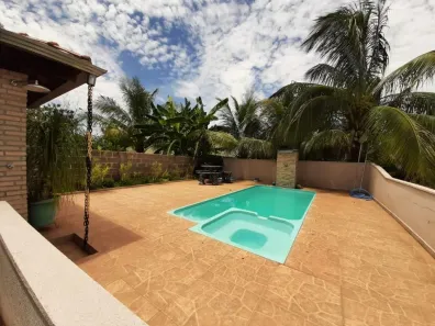 Fazenda/Sítio com 3 Quartos à venda, 300m² no Zona Rural, Guapiaçu