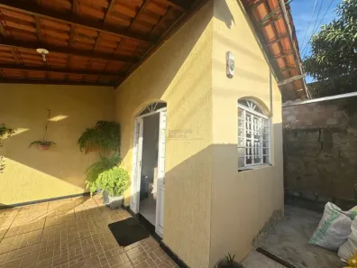 Casa com 2 Quartos à venda, 180m² no Ressaca, Contagem