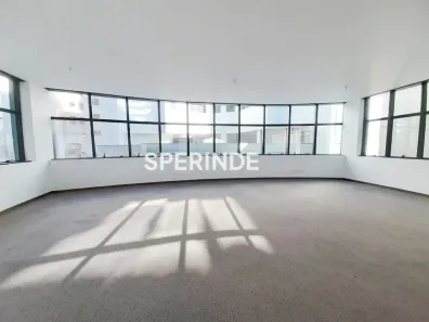 Sala Comercial para alugar, 64m² no São Pelegrino, Caxias do Sul