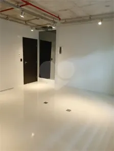 Sala Comercial com 1 Quarto à venda, 33m² no Vila Uberabinha, São Paulo