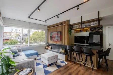 Apartamento com 2 Quartos à venda, 70m² no Menino Deus, Porto Alegre