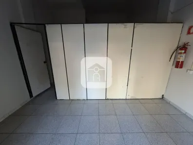 Ponto Comercial para alugar, 45m² no Chácaras Tubalina e Quartel, Uberlândia