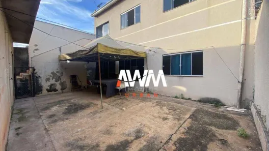 Sobrado com 3 Quartos à venda, 190m² no Residencial Junqueira, Goiânia