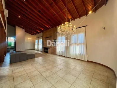 Sobrado com 3 Quartos para alugar, 257m² no Loteamento Portal do Sol, Tremembé