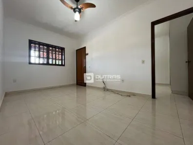 Casa com 2 Quartos à venda, 80m² no Jardim Itaiçaba (Ártemis), Piracicaba
