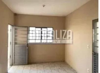 Casa com 2 Quartos à venda, 50m² no Jardim Itália II, Uberaba