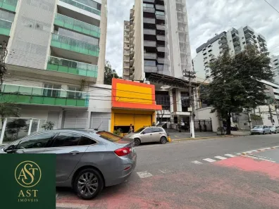 Ponto Comercial para alugar, 350m² no Ingá, Niterói