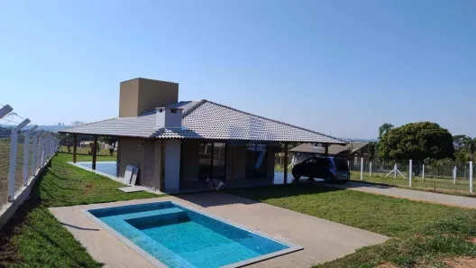 Fazenda/Sítio com 3 Quartos à venda, 206m² no Jardim Ibituruna, Piratininga