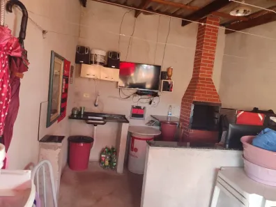 Casa com 3 Quartos à venda, 60m² no Califórnia, Londrina