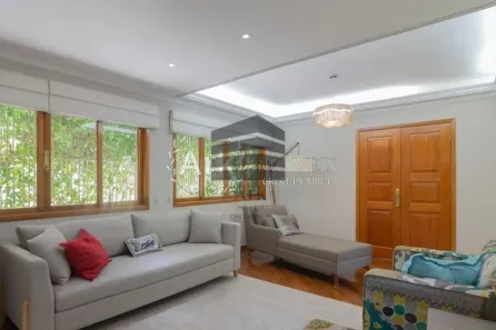 Sobrado com 4 Quartos para alugar, 180m² no Aclimação, São Paulo