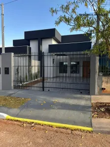 Casa com 3 Quartos à venda, 150m² no Conjunto Habitacional Requião, Maringá