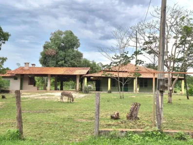 Fazenda/Sítio com 8 Quartos à venda, 490m² no Centro Político Administrativo, Cuiabá