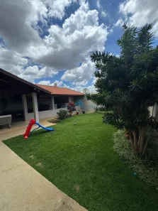 Sobrado com 3 Quartos à venda, 250m² no São José, Franca