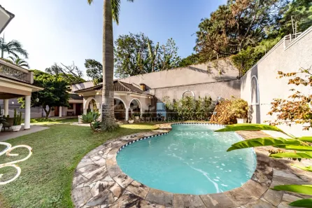 Casa com 5 Quartos à venda, 450m² no Interlagos, São Paulo
