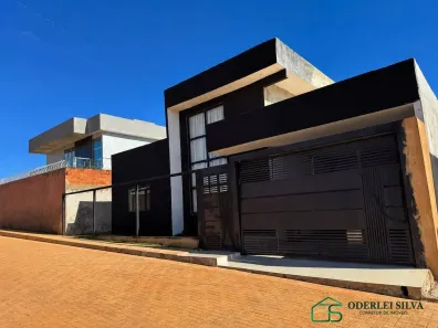 Casa de Condomínio com 3 Quartos à venda, 200m² no Taguatinga Norte, Brasília