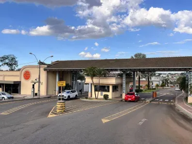 Casa de Condomínio com 3 Quartos para alugar, 267m² no Condomínio Vale dos Pássaros, Anápolis