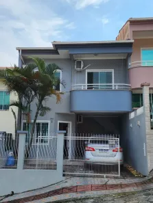Casa com 3 Quartos à venda, 117m² no Forquilhinha, São José